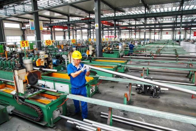 Tubo di rame e nichel per refrigerazione C30600 90/10 70/30 Dimensioni personalizzate 12