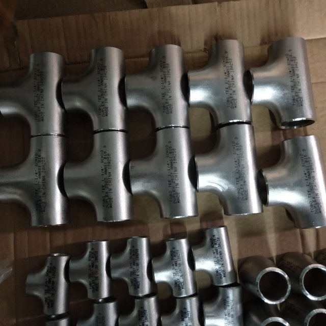METAL Fabbricante Nickel 90/10 Fittings per tubi UNS C70600 UNS C71500 Copper Equal Cross 4