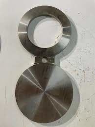 ASME B16.47 Spectacle Flanges Copper Nickel 90/10 Metal Forged Pipeline Flanges